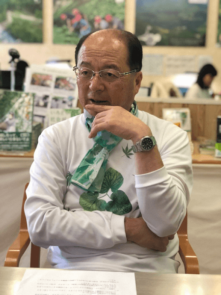 橫石知二