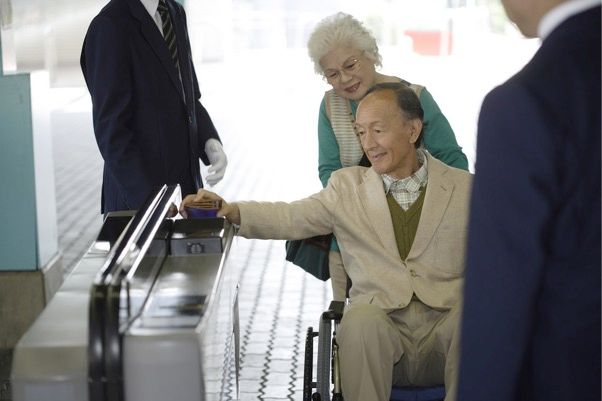 輪椅族