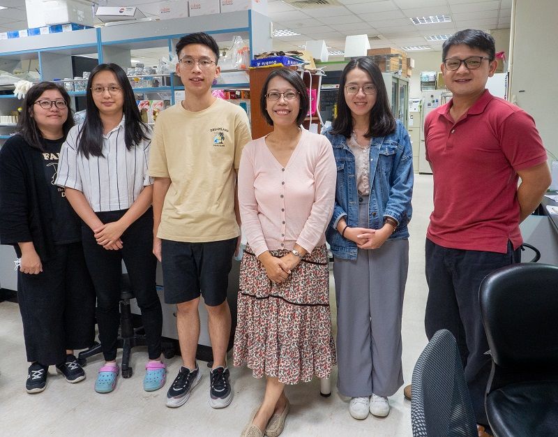 臺北醫學大學生藥學研究所副教授林若凱率領團隊研發「精準血液乳癌檢測技術」,敏感度可高達94.3%。(圖/陳亭瑋攝)