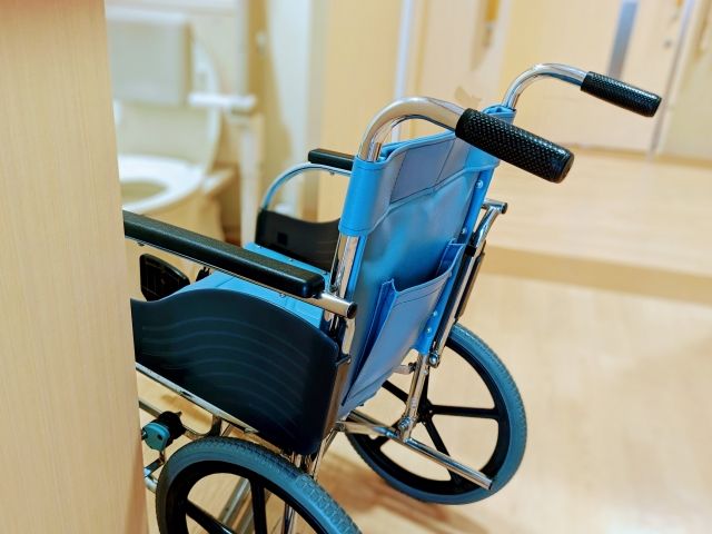 上廁所輔具
